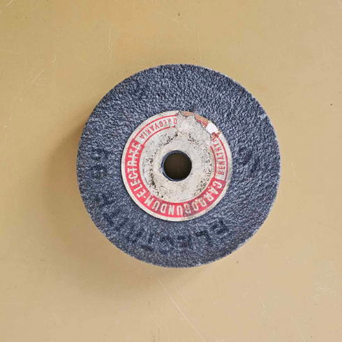 Grinding tumbler stone (46 grains) ELECTRITE